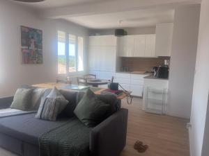 Aix centre - Appartement Cosy avec Terrasse et Clim