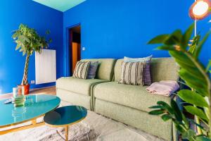 Luna - Cosy Appartement 50m2 - Place Parking Privé -Ascenseur - Position Centrale Gare - Pompidou - Nouvelle Ville - 2 à 4 Personnes