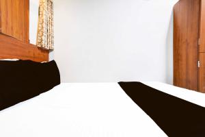 Collection O BKC Santacruz East