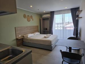 Modern Studio Apt T3-526