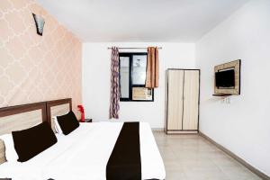 Collection O Taj Nagar Phase 2
