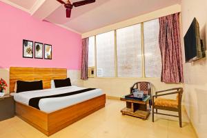 Collection O Rewari Central Railway Junction