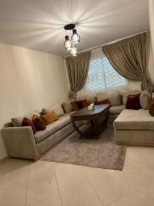 Magnifique Appartement avec Piscine à Tamaris