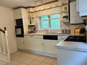 Looe, Cornwall, Homehill Cottage - superb views