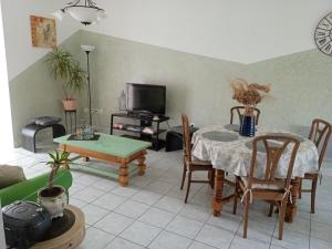 Maisons de vacances Maison au 55 : Maison 2 Chambres