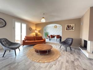 Maisons de vacances Oasis privee a Vendres piscine et confort moderne : photos des chambres