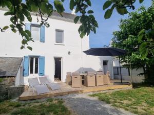 Maisons de vacances La Gambade - Wifi, Jardin, BBQ, 1500 m de la mer : photos des chambres