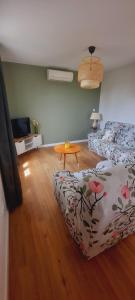 Appartements Le Balcon de Cournon, piscine, jardin, clim a 15 min de plages : photos des chambres