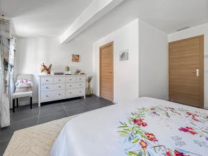 Appartements Appartement cosy et lumineux au coeur de Cogolin : photos des chambres