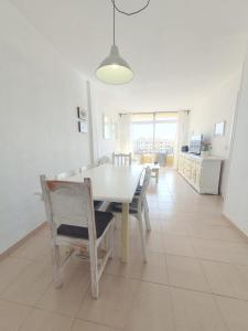 Alquilaencanarias-Medano Lagos de Miramar I