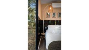 Manna Gum Retreat by Tiny Away