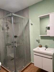 Hanole Macaron Guest House