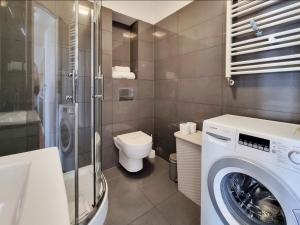 visit baltic - Kwartał Róży Wiatrów Apartament Lawendowy z sypialnią i balkonem