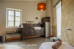 B&B / Chambres d'hotes Chateau de Candes - Art & Spa : photos des chambres