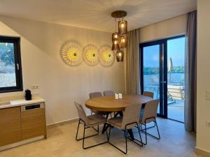 Villa Emys by PosarelliVillas