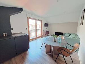 Jolie maison en duplex avec balcon à La Madeleine
