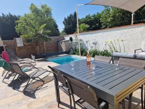 Maisons de vacances Le Loft Nature Bien-Etre Piscine Chauffee Privee du Tarn entre Toulouse et Albi & Les Cottages du Tarn : photos des chambres