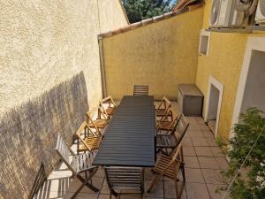 Maisons de vacances Le Loft Nature Bien-Etre Piscine Chauffee Privee du Tarn entre Toulouse et Albi & Les Cottages du Tarn : Villa - Vue sur Jardin