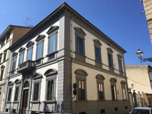 Lux Palace Max