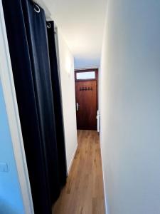 Appartements Studio cosy 80 m de la plage : photos des chambres