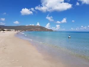 Vue mer & montagne, plage à pied & tranquillité assurées