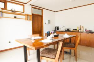 Little Haven - Family Japanese Stay with Private Pool in Jogja