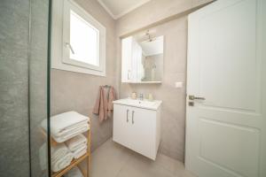 Luxury apartment in Chios 2