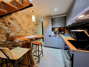 La Cathédrale Azuréenne - dans le vieil Antibes