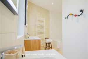 B&B / Chambres d'hotes Chateau de Candes - Art & Spa : photos des chambres