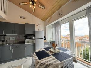 Appartements Valras-Loc Vue sur la Ville et Apercu de la Mer : Appartement