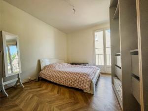Appartement quartier historique avec belle vue