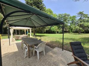 Maisons d'hotes Un chateau pour vos vacances IJ (10min/plage) : photos des chambres
