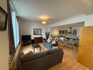 Large city centre apartment