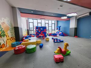 K Avenue by Meetstay