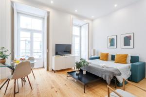 Bedrooms in Shared Apartment in Modern Accommodation in Downtown Lisbon