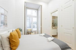 Bedrooms in Shared Apartment in Modern Accommodation in Downtown Lisbon