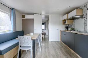 Campings Camping 4 etoiles - Piscine - eebifg : photos des chambres