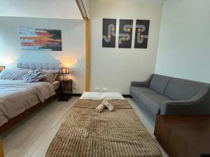 Modish 1BR One Uptown BGC direct to Uptown Mall