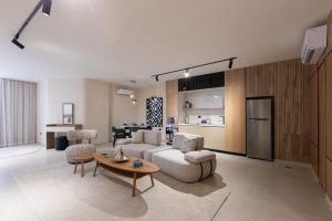 Luxury Smart Studio - King Bed - By Beithady - BH-26-303