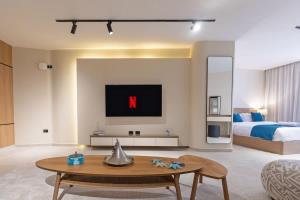 Luxury Smart Studio - King Bed - By Beithady - BH-26-303