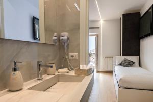 Studio with Sofa Bed
