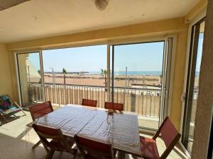 Appartements Valras-Loc Panoramique Vue Mer au coeur de Valras : photos des chambres