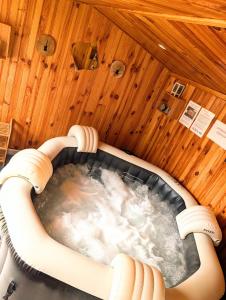 Léchappée Huroise, piscine et spa privatifs