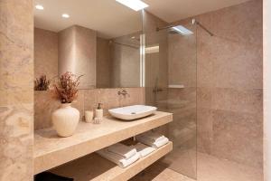 Scenic River-View T1 by Lisbeyond