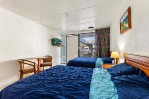 313 E Glenwood Ave, Unit 108