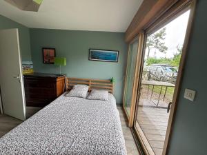Villas Quiet loft, beaches, jacuzzi and fireplace : photos des chambres