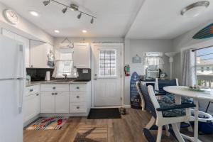 5600 Seaview Ave, Unit 34