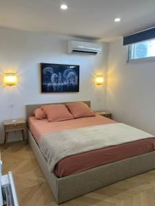 Duplex avec grande terrasse vieux port parking gratuit