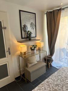 B&B / Chambres d'hotes Chambre independante climatisee et salle de bain privative : photos des chambres