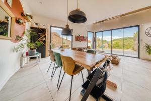 Maisons de vacances Smartstay - Maison en Calade avec piscine : photos des chambres